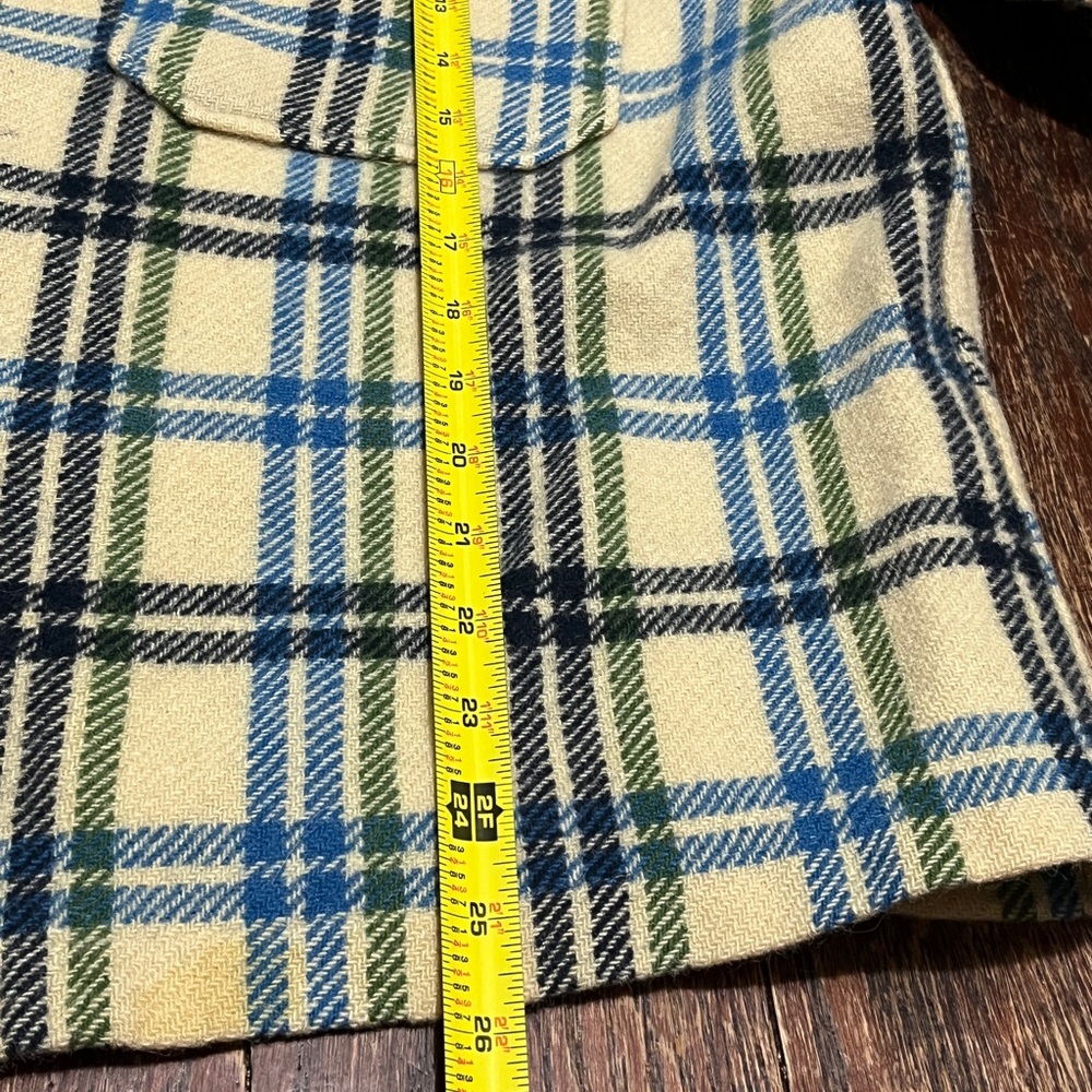 Vintage Pendleton Wool Plaid Shirt in Blue and Cream - Picture 7 of 9